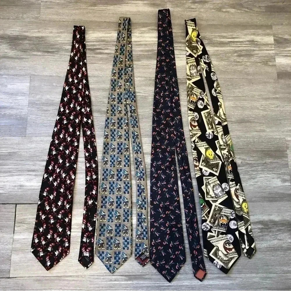 Mens Vintage Silk Tie Lot Mickey,Looney Tunes, Dr Seuss And Silk Christmas Tie